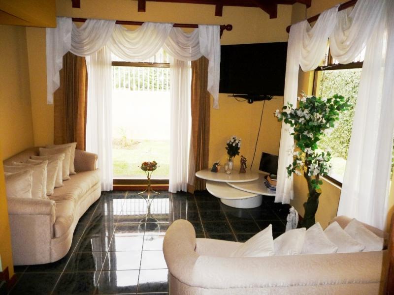 3 bed Single Family Homes For Sale in Santa Ana, San Jose - thumb 14