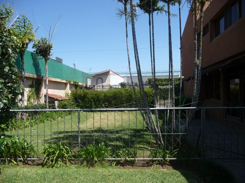 4 bed Single Family Homes For Sale in La Uruca, San Jose - thumb 12