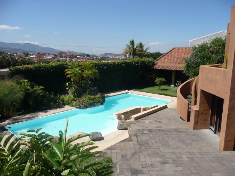 4 bed Single Family Homes For Sale in La Uruca, San Jose - thumb 1