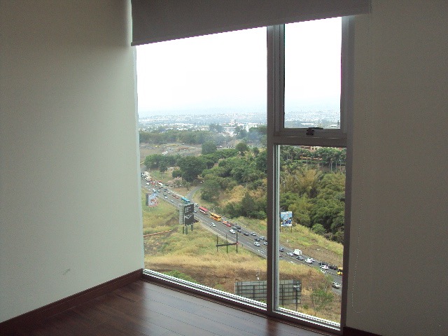 2 bed Apartment For Sale in Sabana Norte, San Jose - thumb 5