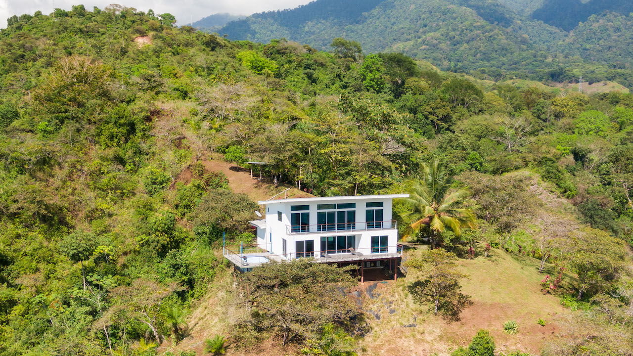 3 bed Single Family Homes For Sale in Manuel Antonio, Puntarenas - thumb 22