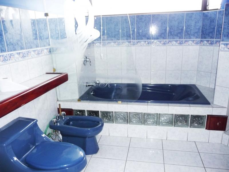 3 bed Single Family Homes For Sale in Curridabat, San Jose - thumb 2