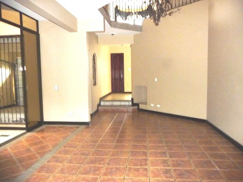 3 bed Single Family Homes For Sale in Curridabat, San Jose - thumb 7