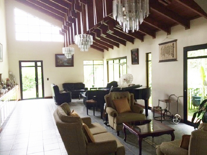 4 bed Single Family Homes For Sale in Curridabat, San Jose - thumb 2