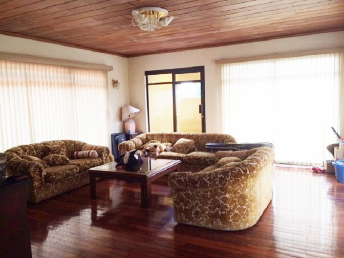 4 bed Single Family Homes For Sale in Curridabat, San Jose - thumb 5