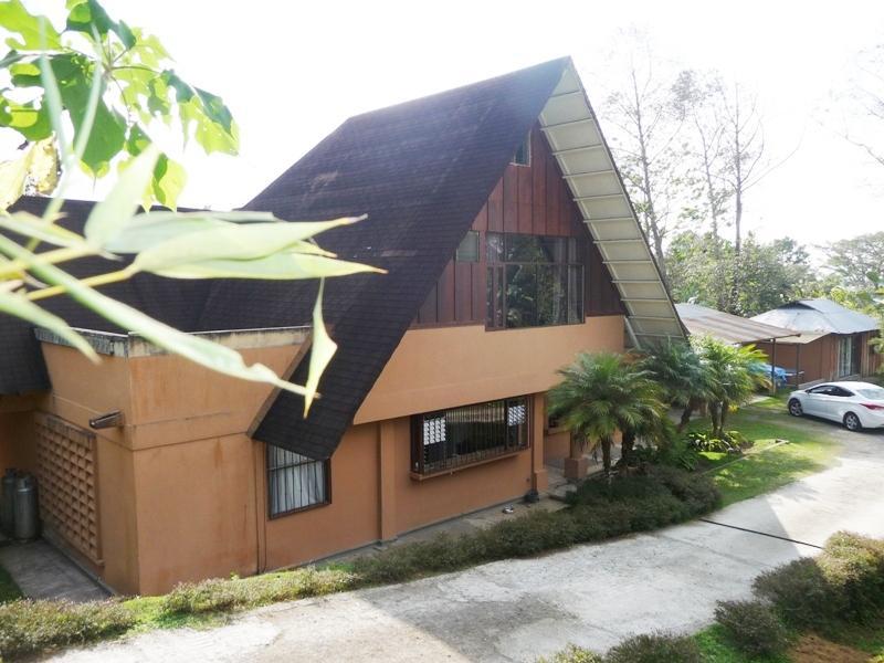 4 bed Single Family Homes For Sale in Tres Ríos, Cartago - 1