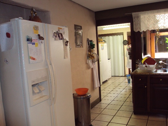 3 bed Single Family Homes For Sale in Escazu, San Jose - thumb 19