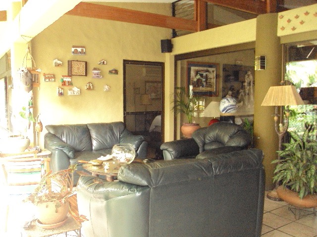 3 bed Single Family Homes For Sale in Escazu, San Jose - thumb 2