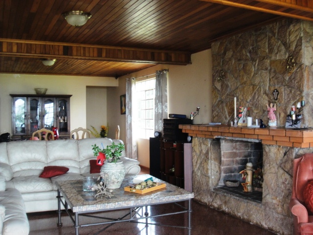 4 bed Single Family Homes For Sale in San Isidro, Heredia - thumb 7