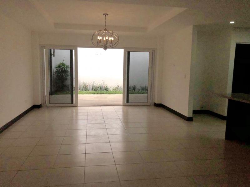 3 bed Condo For Rent in Escazu, San Jose - thumb 12