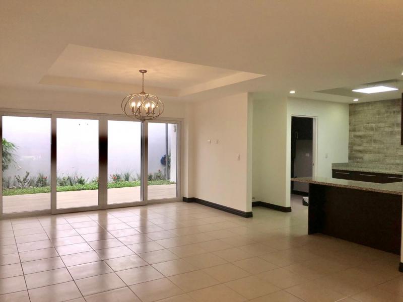 3 bed Condo For Rent in Escazu, San Jose - thumb 11
