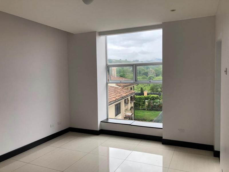 2 bed Apartment For Sale in Curridabat, San Jose - thumb 6