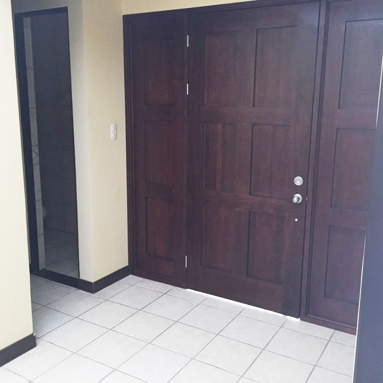 5 bed Single Family Homes For Sale in Curridabat, San Jose - thumb 8