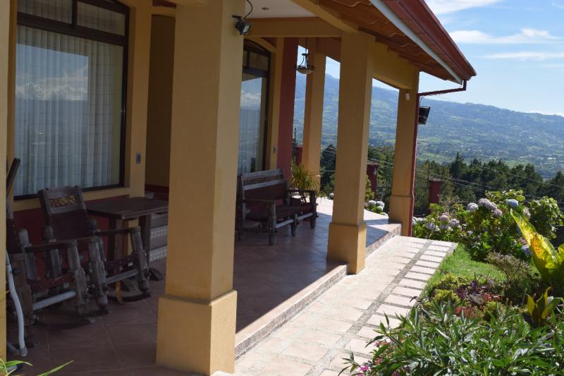 5 bed Single Family Homes For Sale in Heredia, Heredia - thumb 2