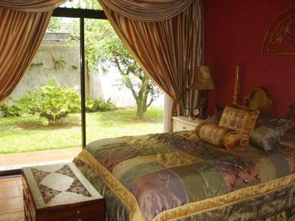 4 bed Single Family Homes For Sale in Rohrmoser, San Jose - thumb 3