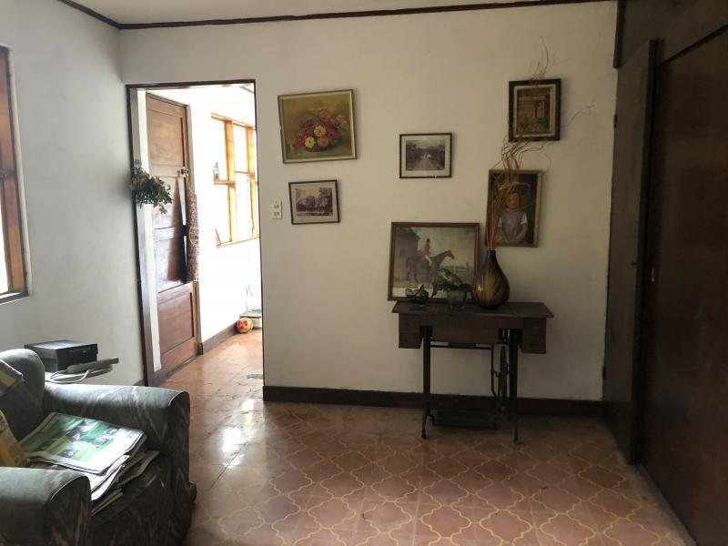 4 bed Single Family Homes For Sale in Curridabat, San Jose - thumb 5