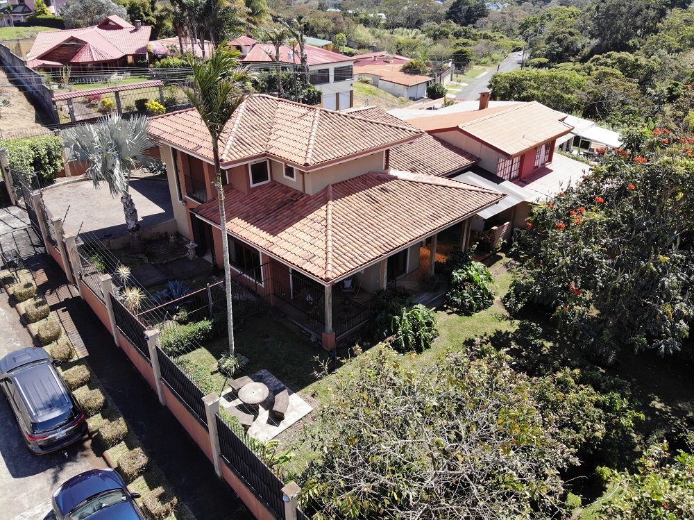 3 bed Single Family Homes For Sale in San Isidro, Heredia - thumb 2