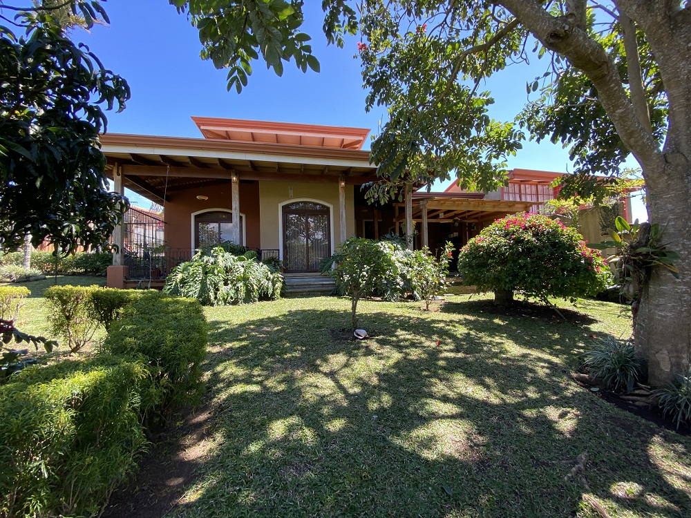 3 bed Single Family Homes For Sale in San Isidro, Heredia - thumb 14