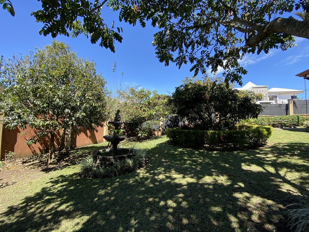 3 bed Single Family Homes For Sale in San Isidro, Heredia - thumb 17