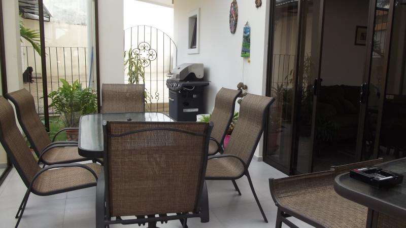 4 bed Single Family Homes For Sale in Curridabat, San Jose - thumb 12