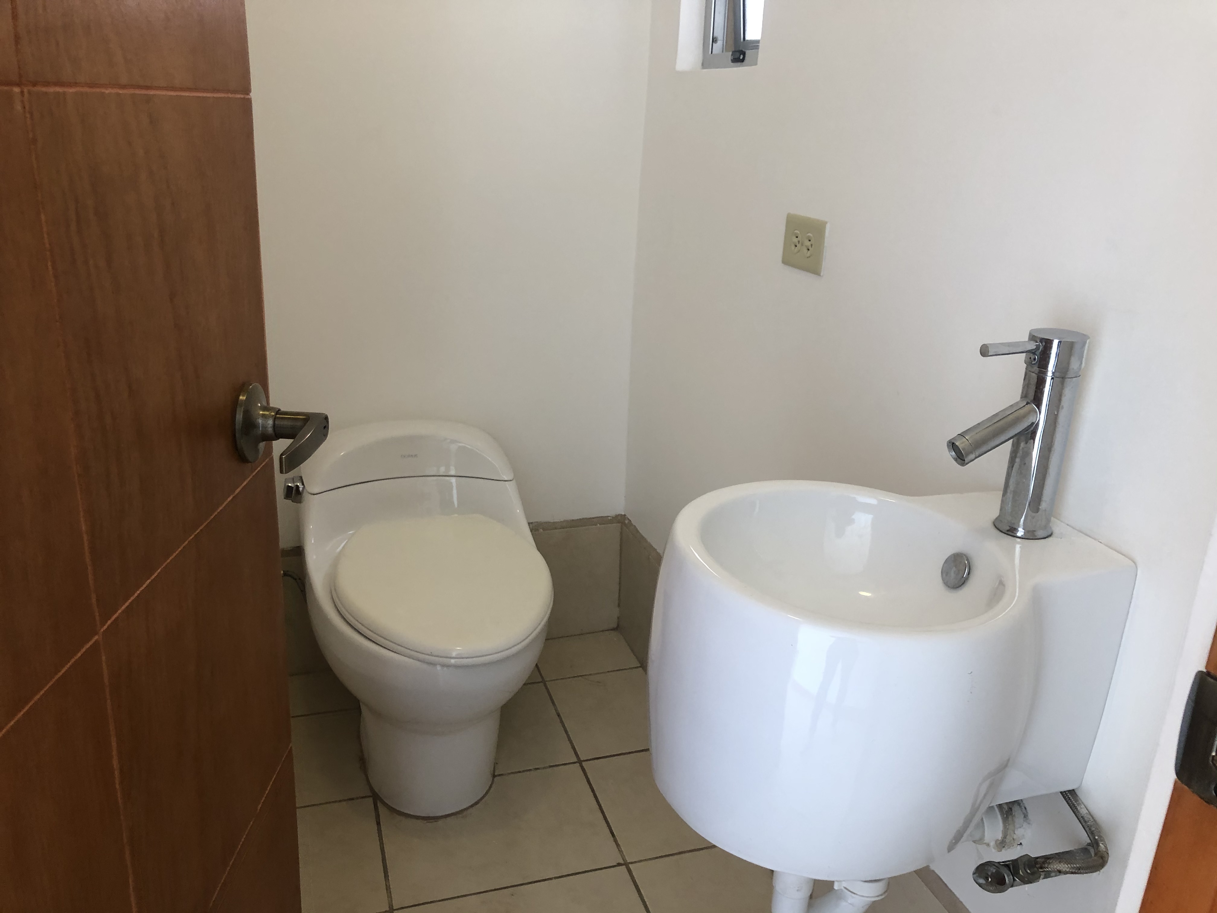 3 bed Single Family Homes For Sale in Curridabat, San Jose - thumb 8