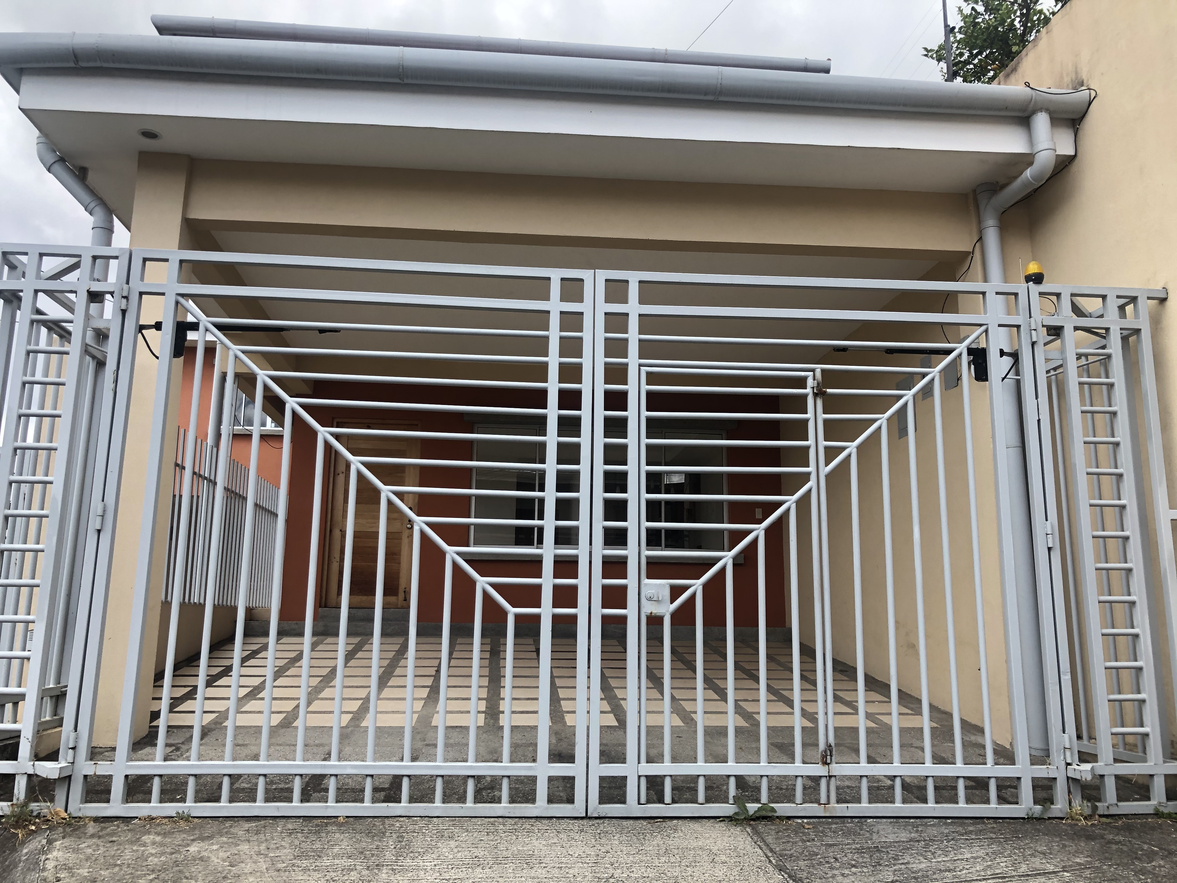 3 bed Single Family Homes For Sale in Curridabat, San Jose - thumb 19