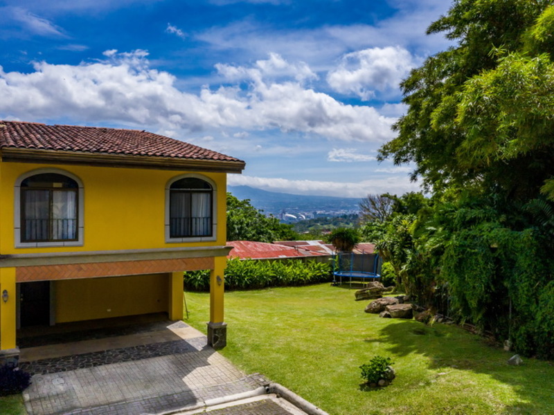 4 bed Condo For Sale in Escazu, San Jose - 1