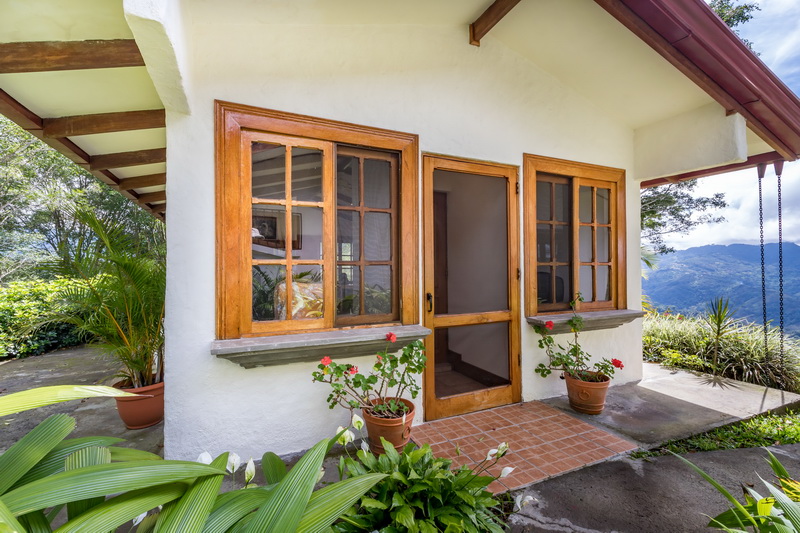 5 bed Single Family Homes For Sale in Tabarcia, San Jose - thumb 28