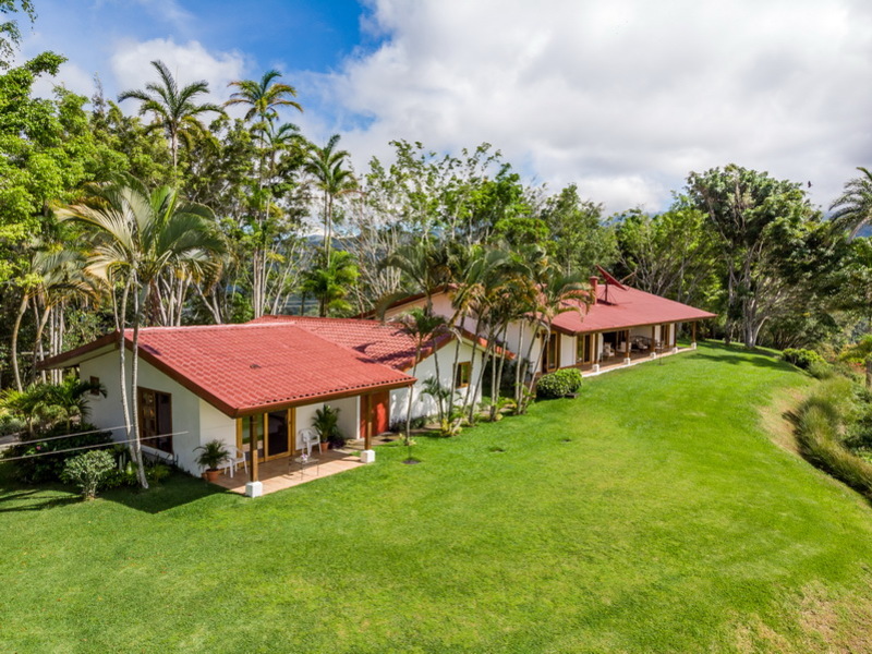 5 bed Single Family Homes For Sale in Tabarcia, San Jose - 1