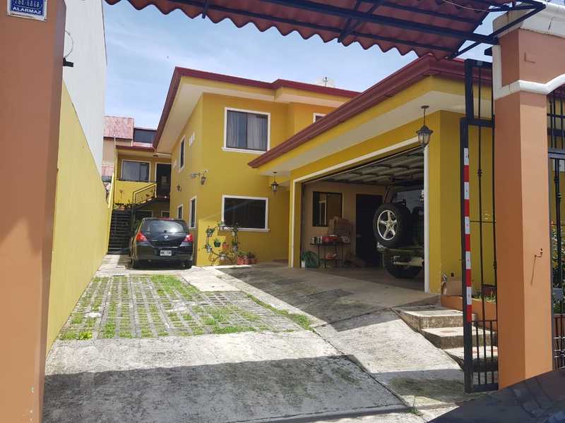7 bed Single Family Homes For Sale in Heredia, Heredia - 1