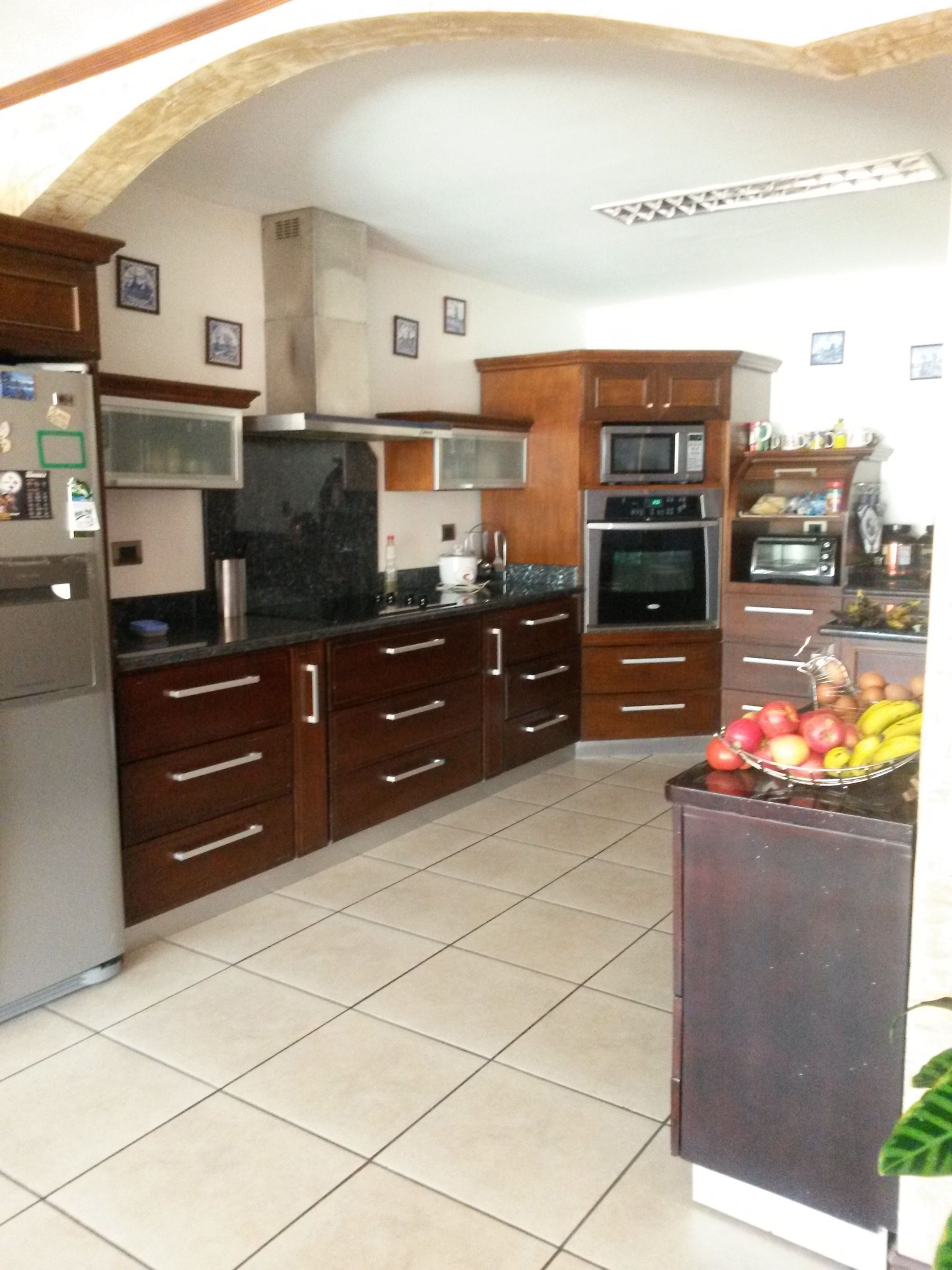 6 bed Single Family Homes For Sale in Tres Ríos, Cartago - thumb 5