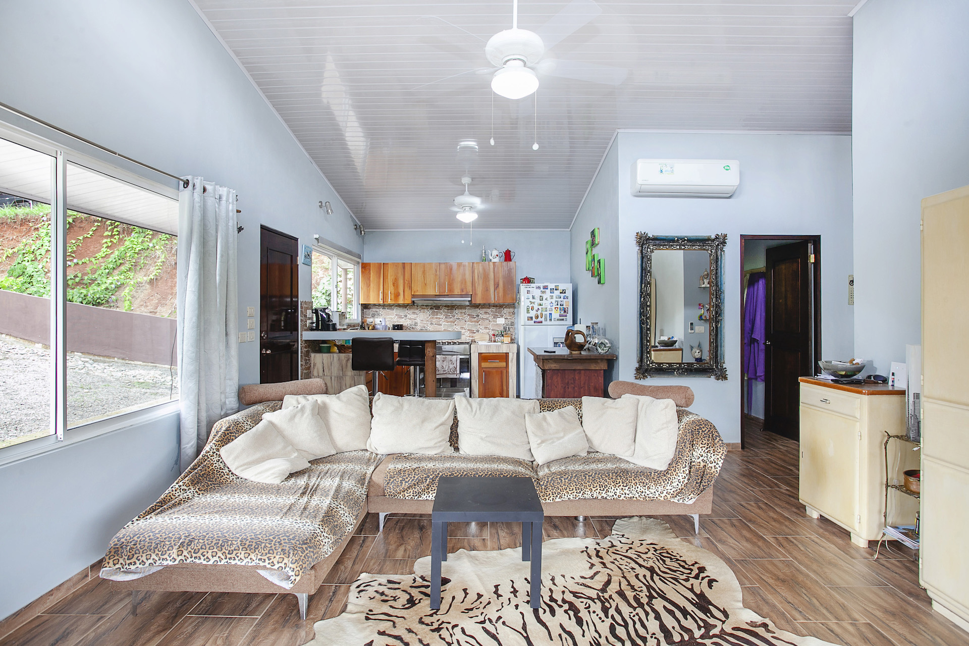 5 bed Single Family Homes For Sale in Quepos, Puntarenas - thumb 10