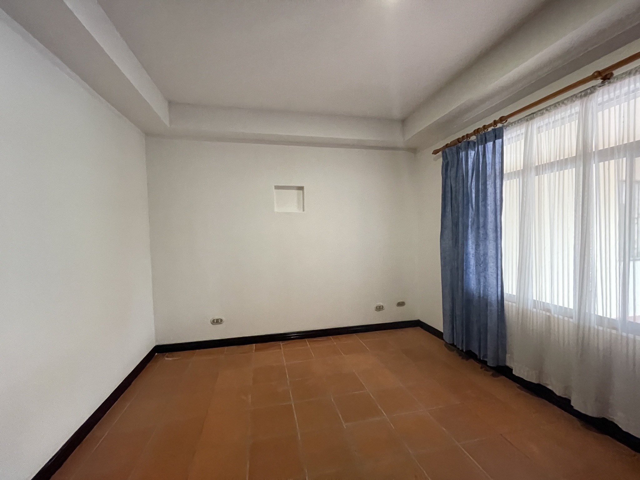 2 bed Single Family Homes For Sale in San Francisco, Heredia - thumb 8