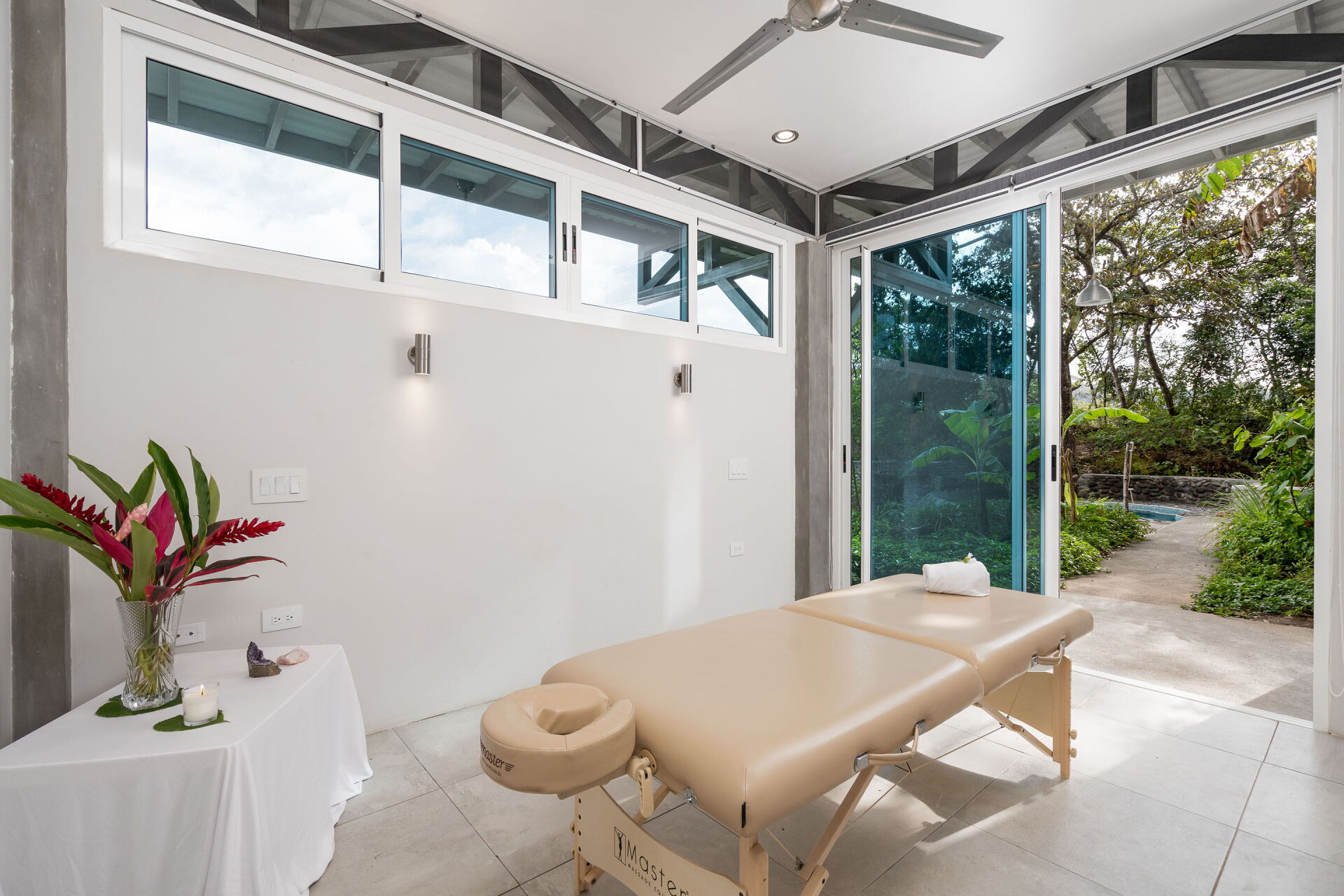 12 bed Hotel / Leisure For Sale in Orotina, Alajuela - thumb 11