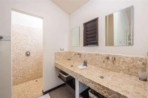 3 bed Single Family Homes For Sale in Playa Flamingo, Guanacaste - thumb 16