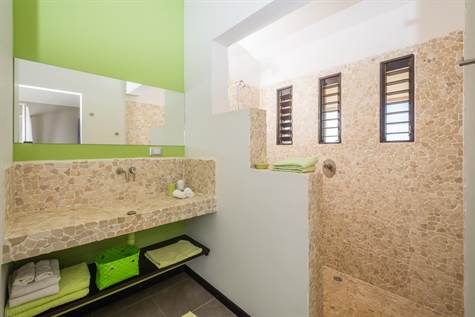 3 bed Single Family Homes For Sale in Playa Flamingo, Guanacaste - thumb 18