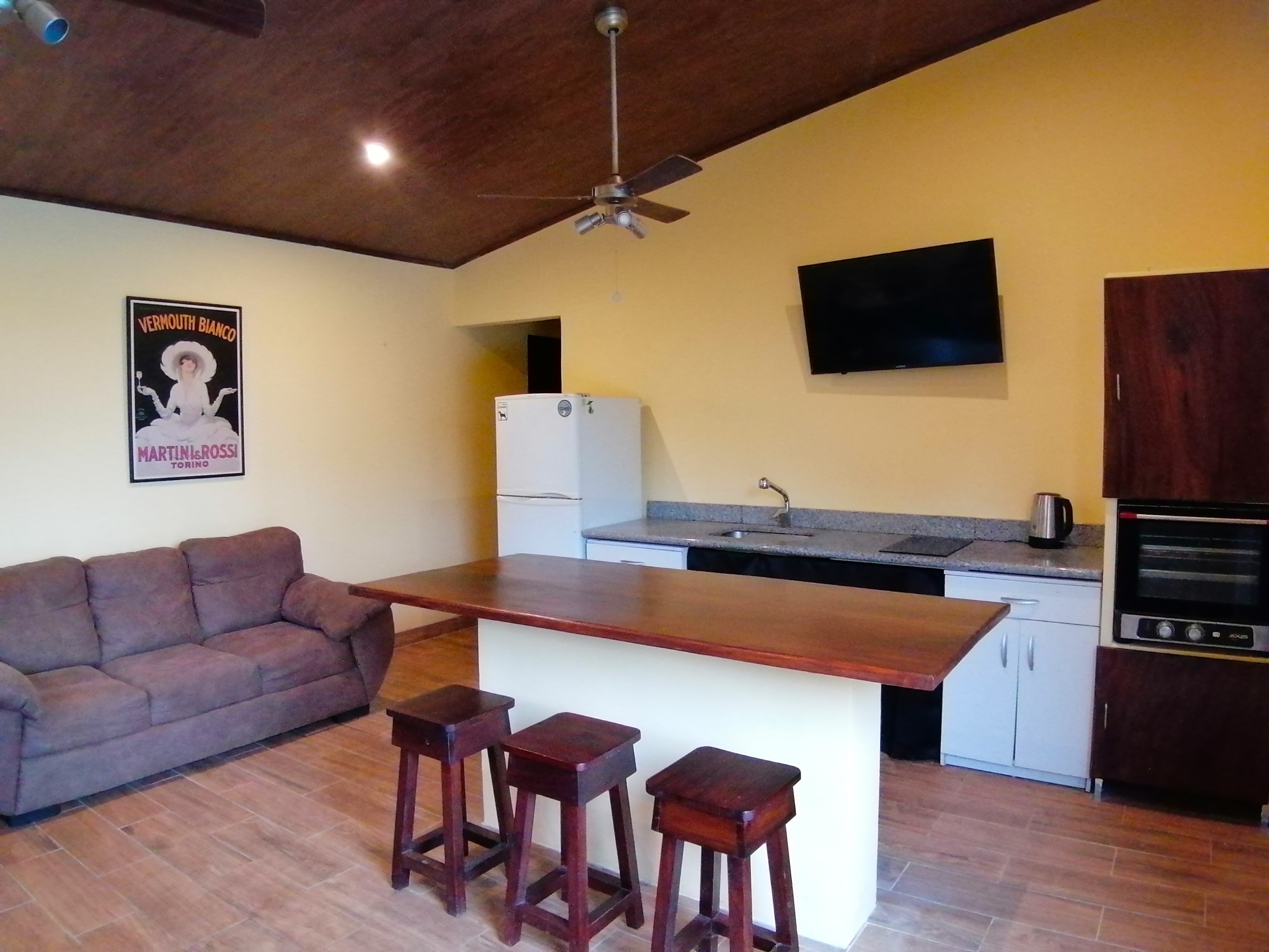 11 bed Hotel / Leisure For Sale in Lake Arenal, Guanacaste - thumb 6