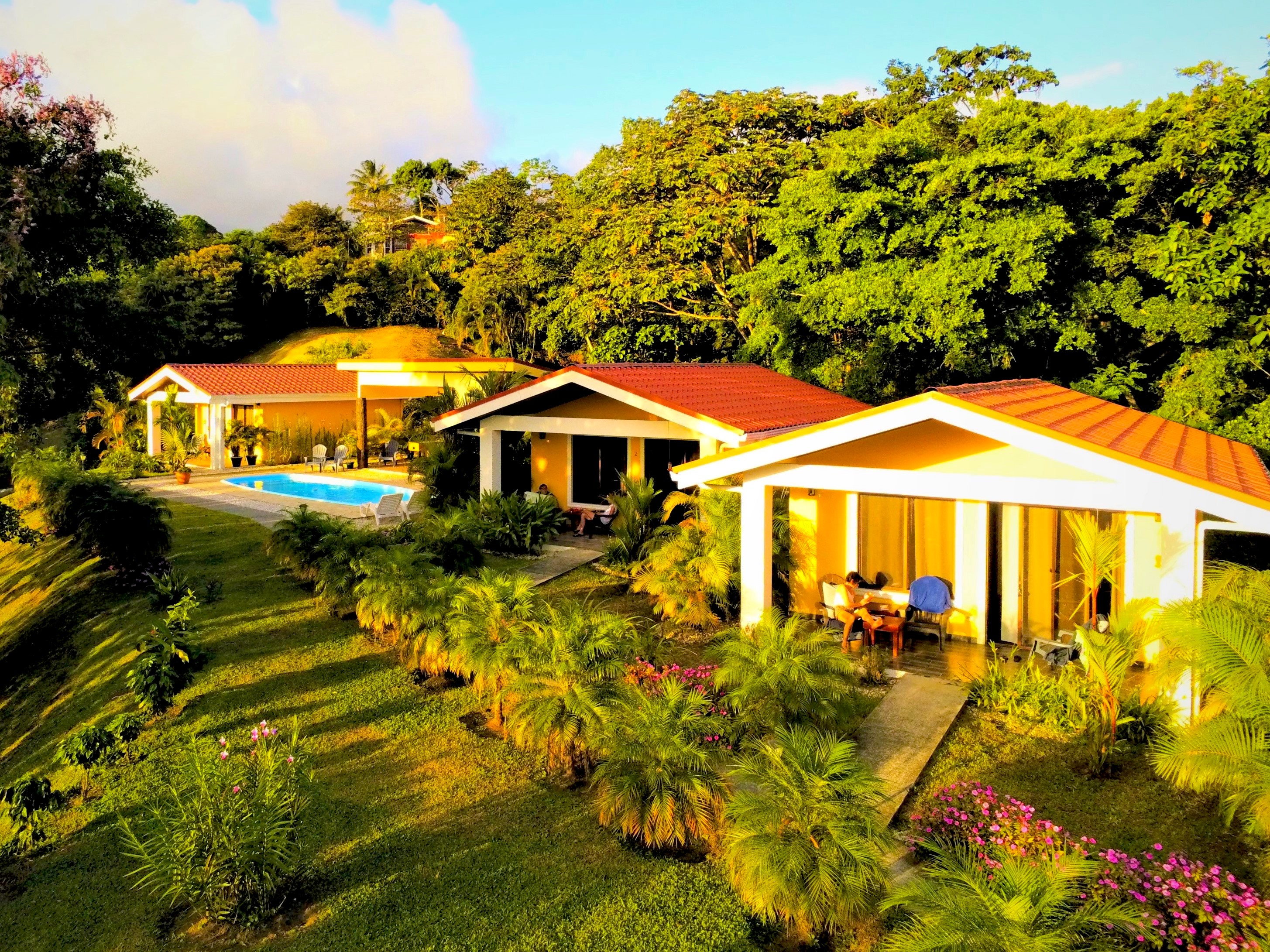 11 bed Hotel / Leisure For Sale in Lake Arenal, Guanacaste - thumb 1