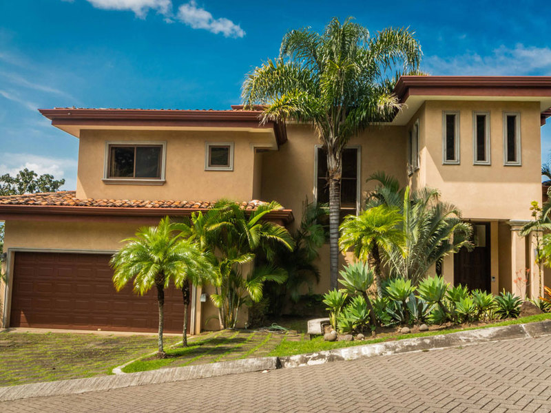 4 bed Single Family Homes For Rent in Santa Ana, San Jose - 1