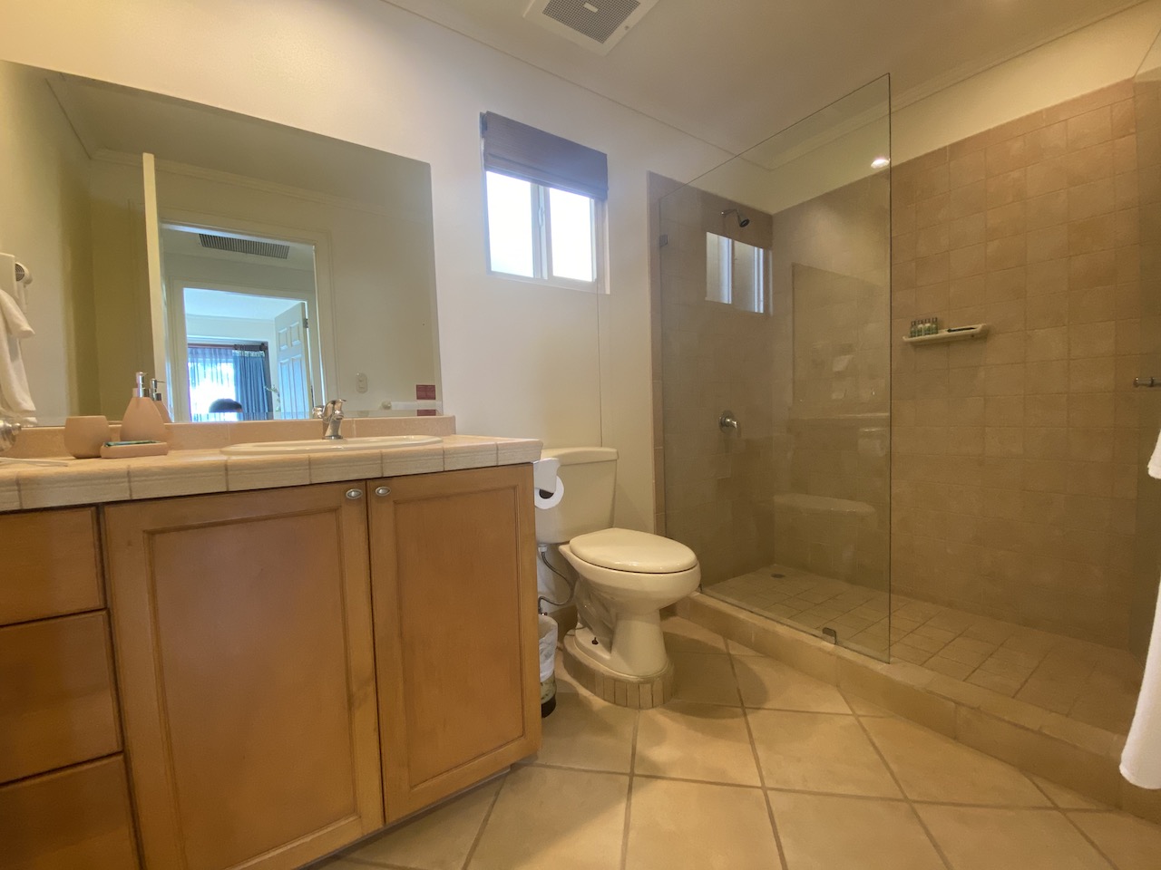 3 bed Single Family Homes For Sale in Herradura, Puntarenas - thumb 8