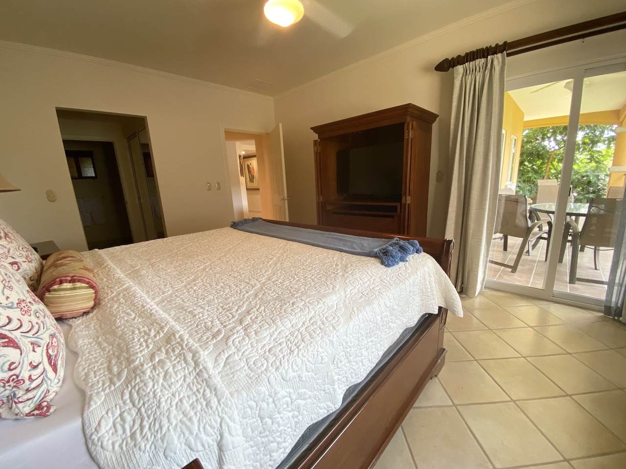 3 bed Single Family Homes For Sale in Herradura, Puntarenas - thumb 10