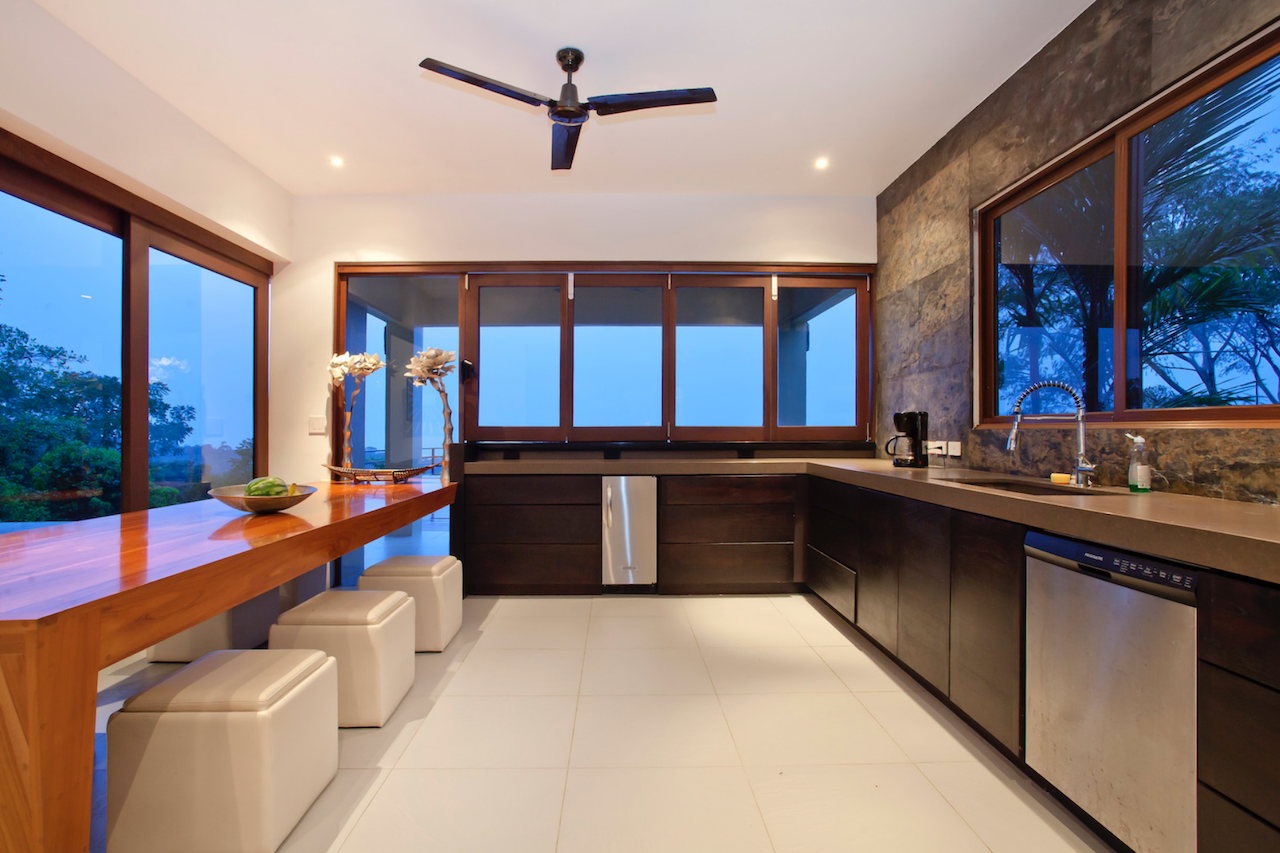 4 bed Single Family Homes For Sale in Dominical, Puntarenas - thumb 23