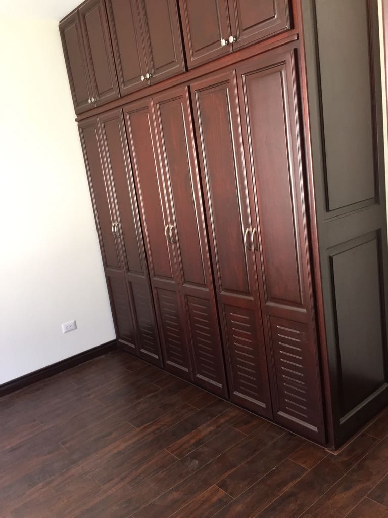 4 bed Condo For Sale in San Isidro, Heredia - thumb 4