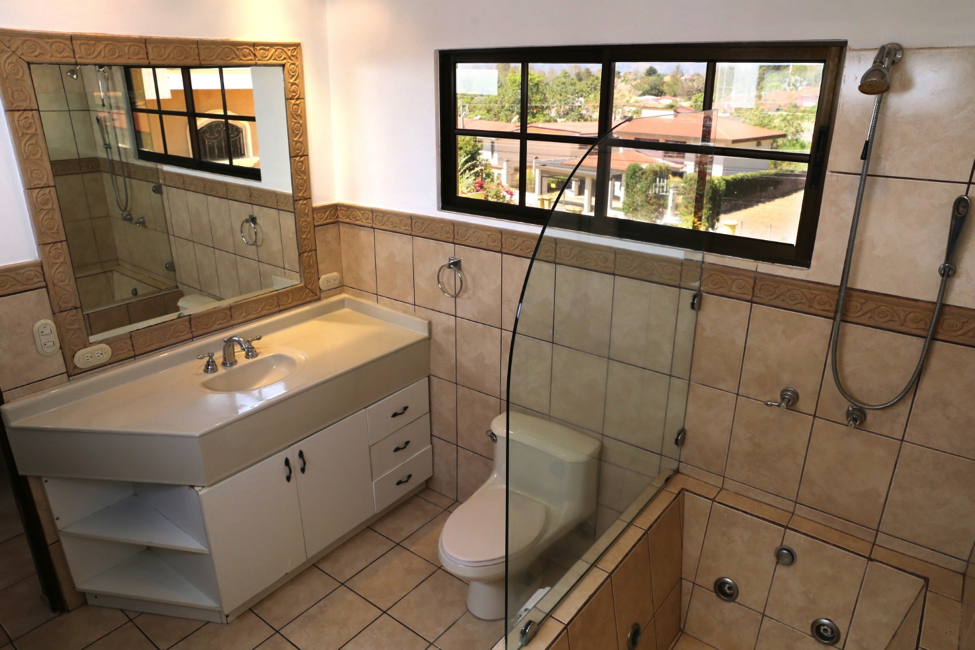 3 bed Condo For Sale in Curridabat, San Jose - thumb 12