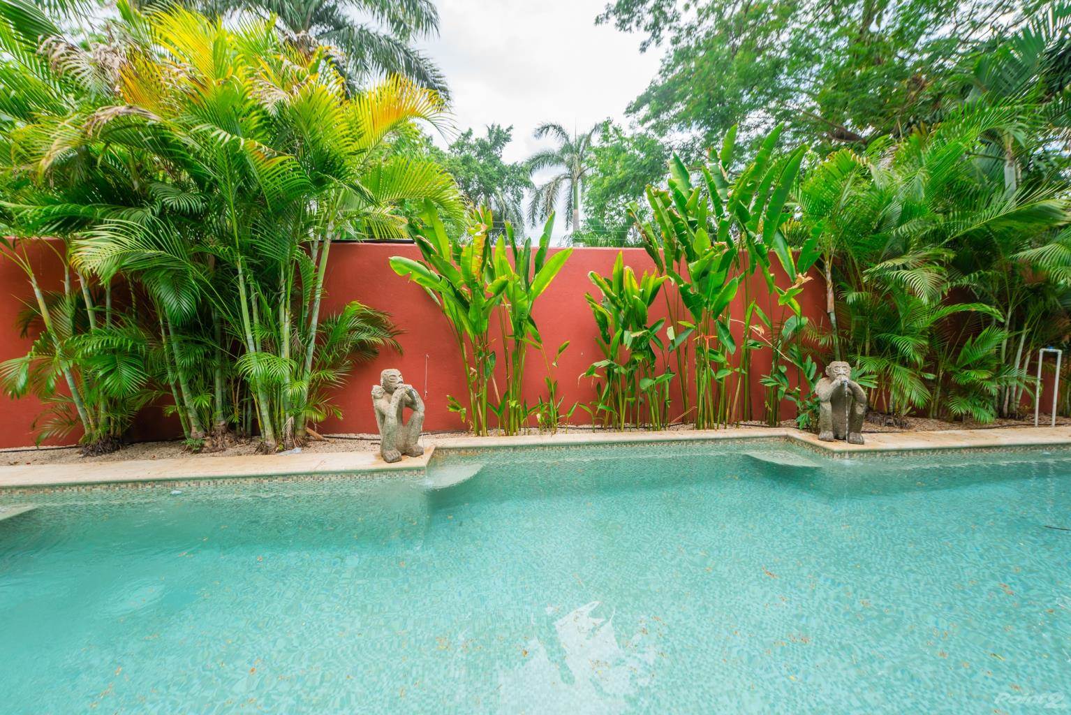2 bed Condo For Sale in Playa Potrero, Guanacaste - thumb 24