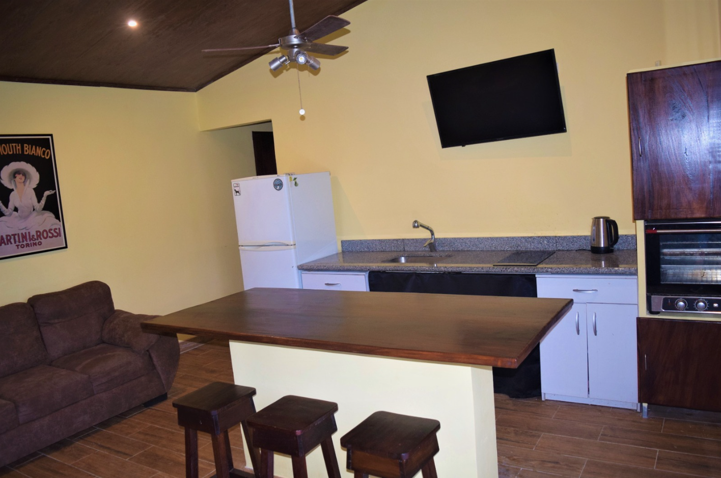 11 bed Hotel / Leisure For Sale in Lake Arenal, Guanacaste - thumb 8