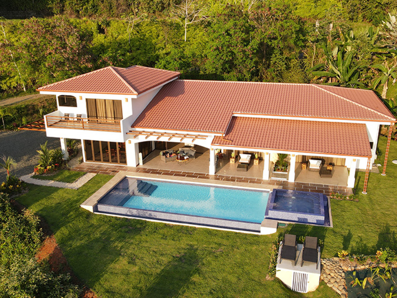 4 bed Single Family Homes For Sale in Dominical, Puntarenas - photo 2