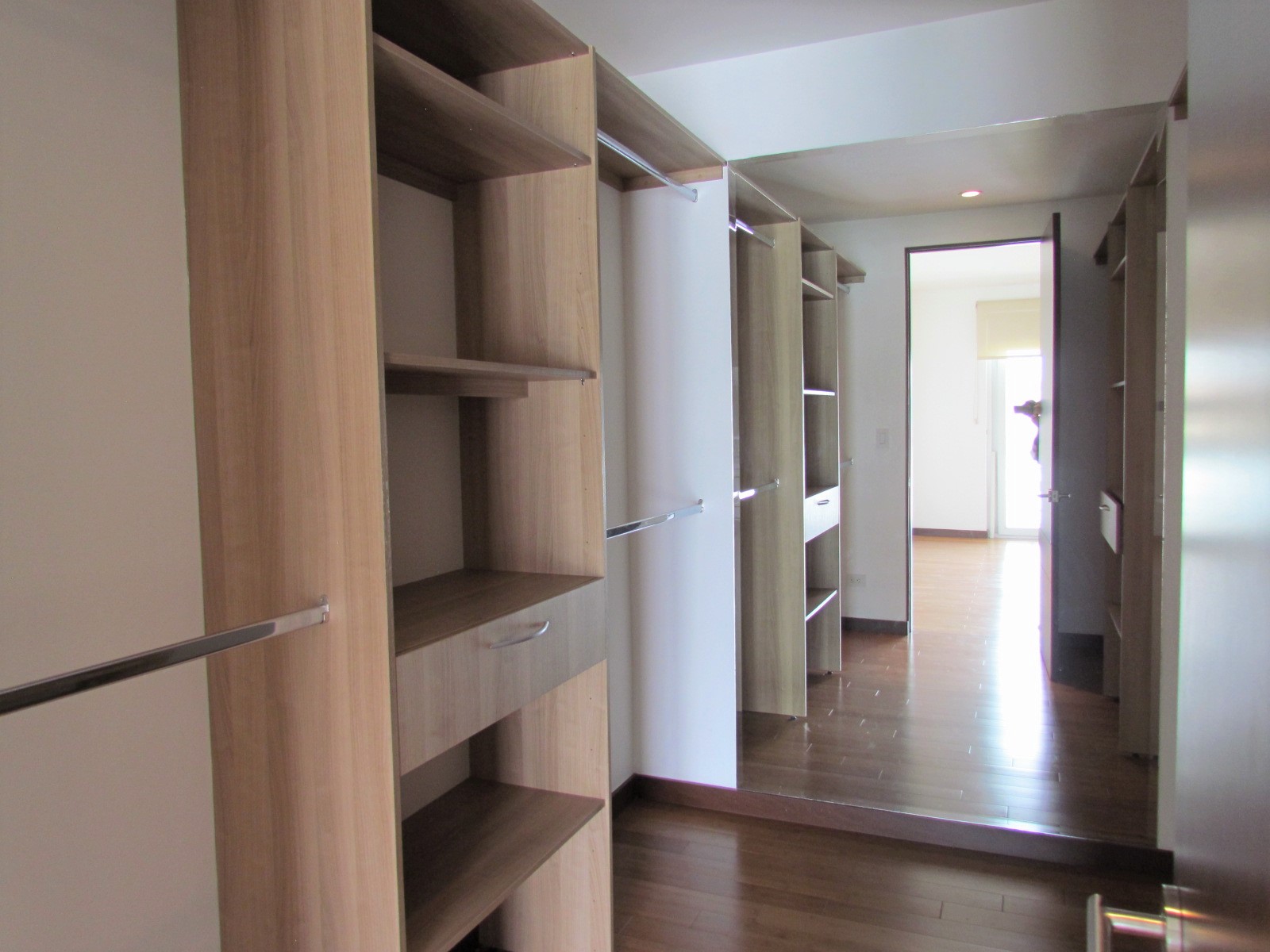 2 bed Apartment For Sale in Escazu, San Jose - thumb 8