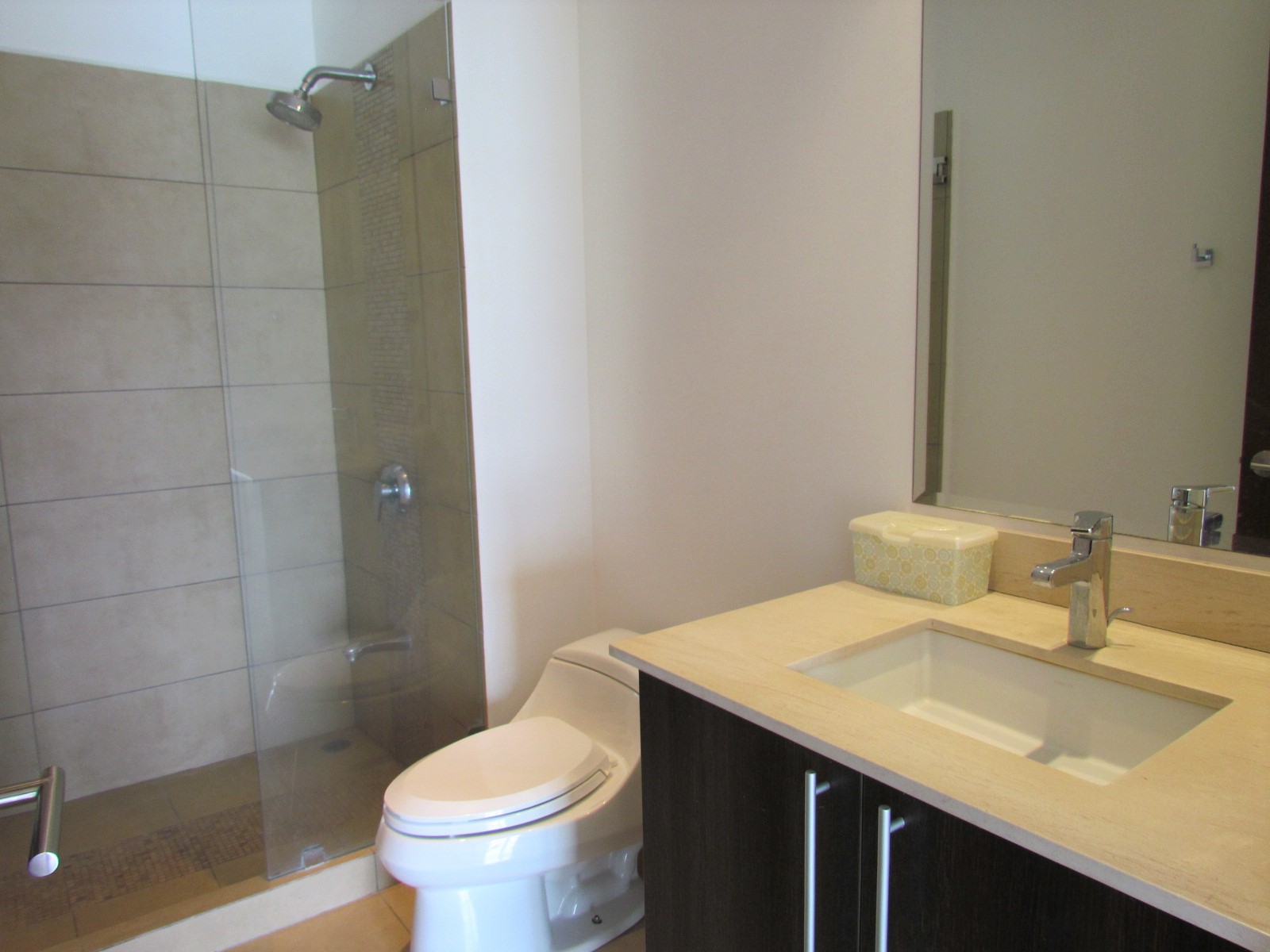2 bed Apartment For Sale in Escazu, San Jose - thumb 9