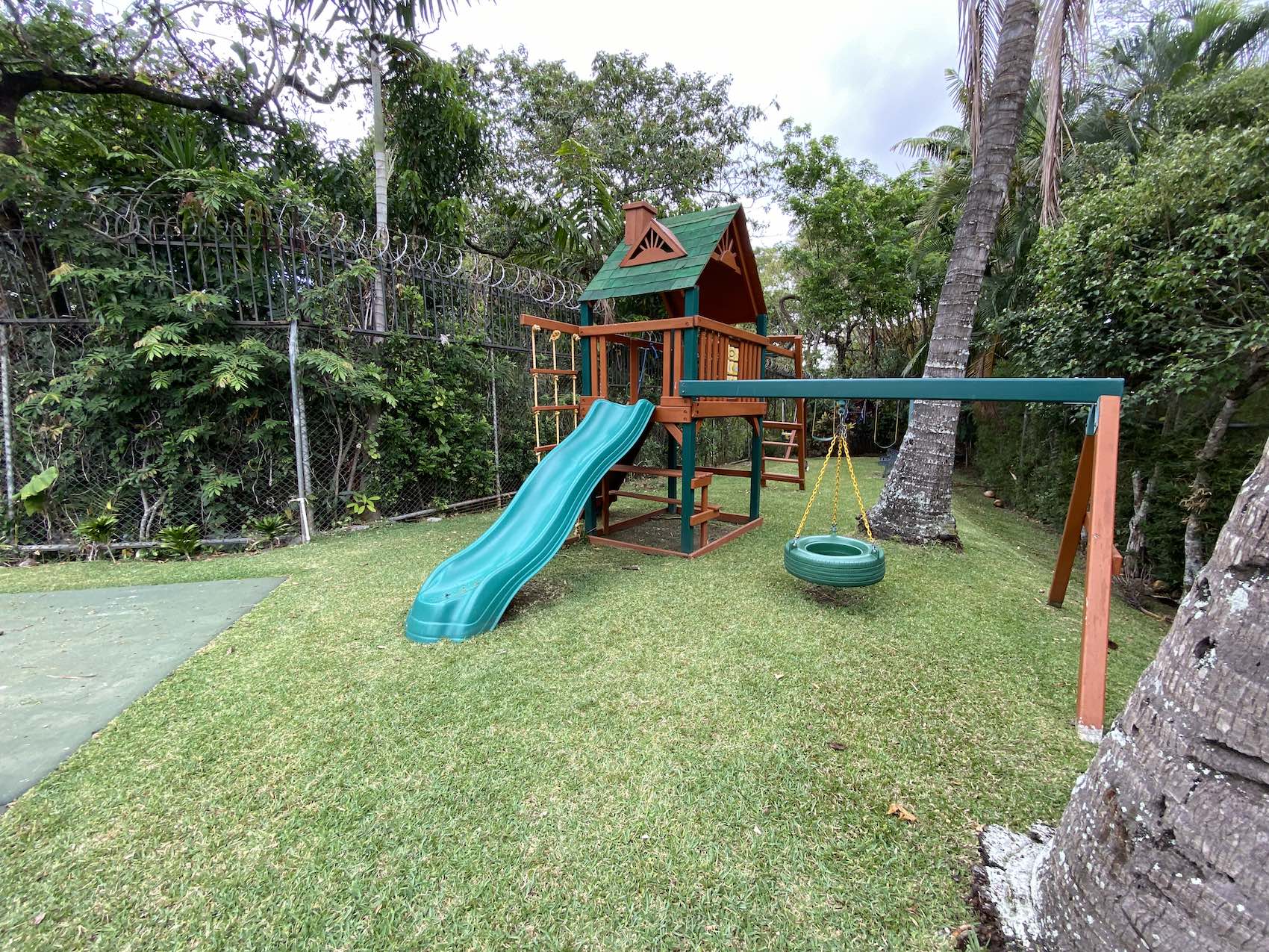 3 bed Condo For Sale in San Rafael De Escazu, San Jose - thumb 3